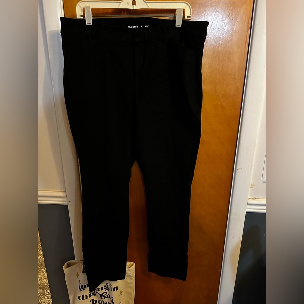 Black Front Split Pixie Pants - image 7
